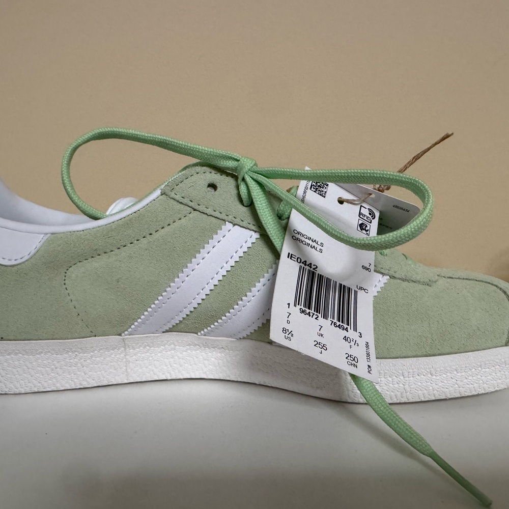 NEW adidas Gazelle Green and White Sneakers - Picture 3 of 6
